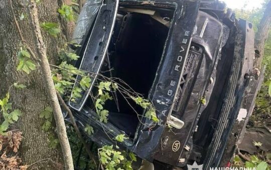 Поліція Вінниччини розслідує обставини двох ДТП, внаслідок яких загинув водій та травмувався велосипедист