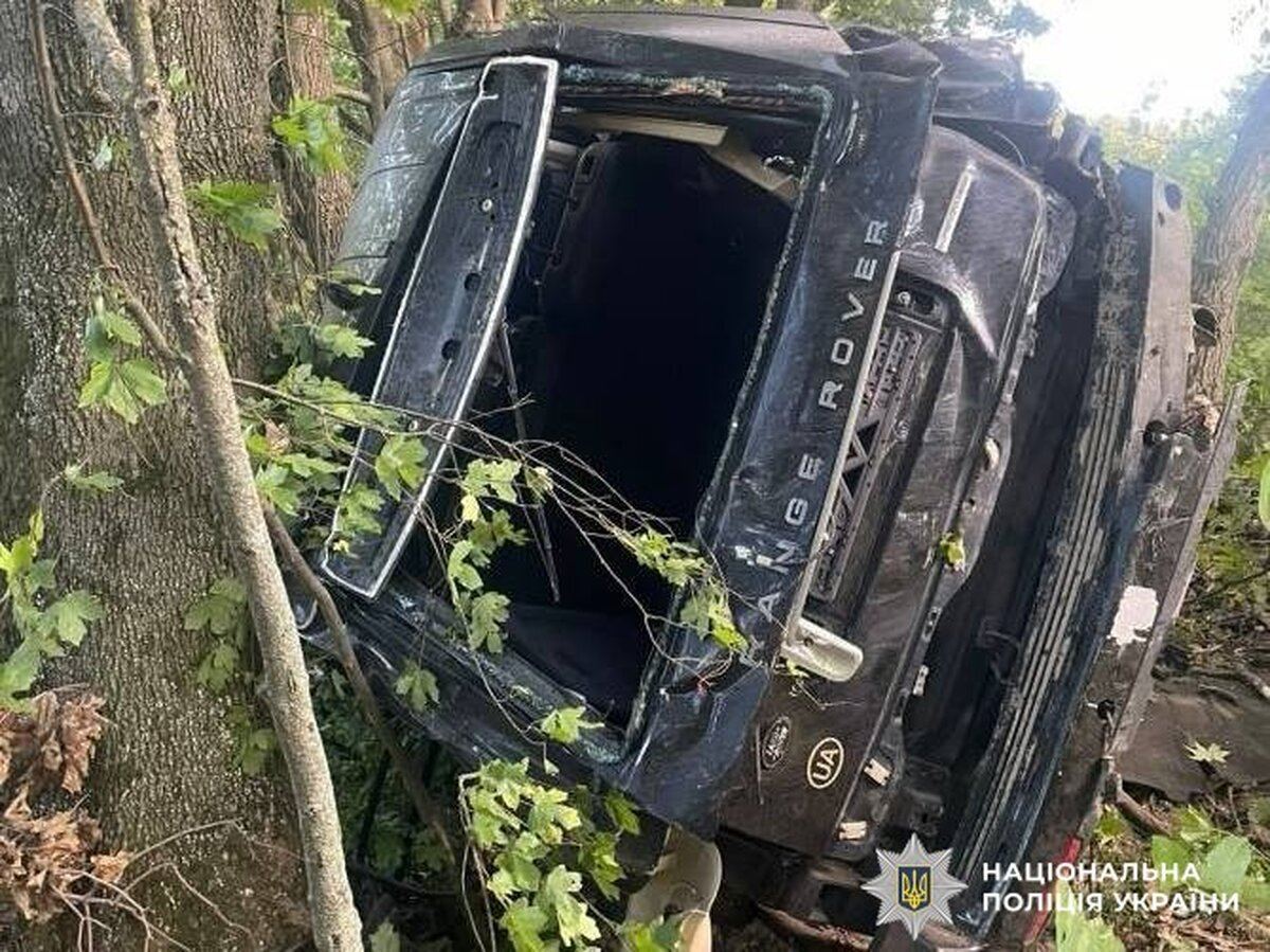 Поліція Вінниччини розслідує обставини двох ДТП, внаслідок яких загинув водій та травмувався велосипедист
