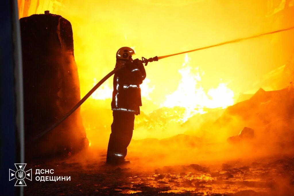 Масована нічна атака дронів: Сили оборони збили та подавили 114 ворожих БпЛА над Україною
