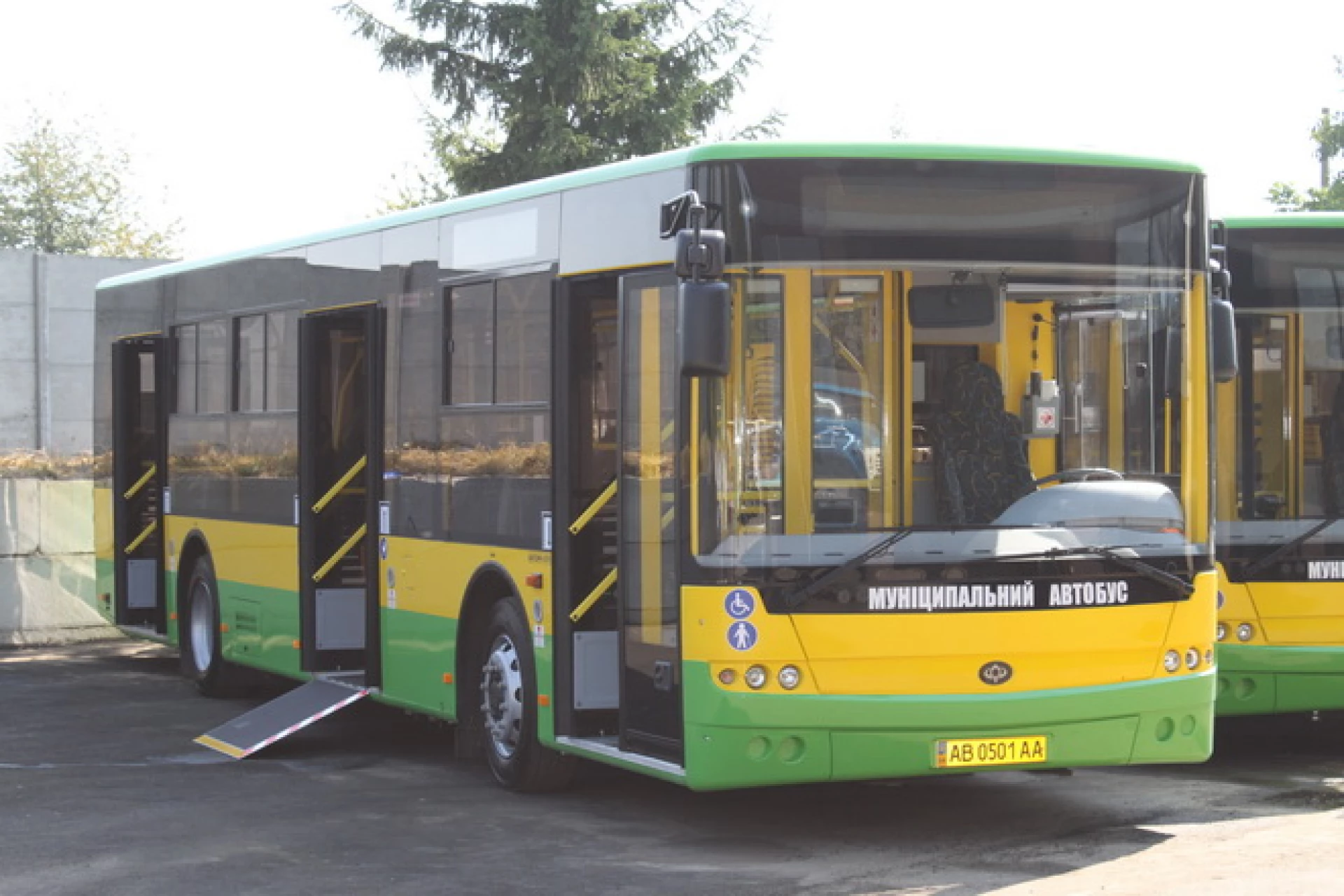 До ярмарку у Вінницьких Хуторах курсуватимуть додаткові автобуси. Розклад транспорту на 17 і 18 жовтня