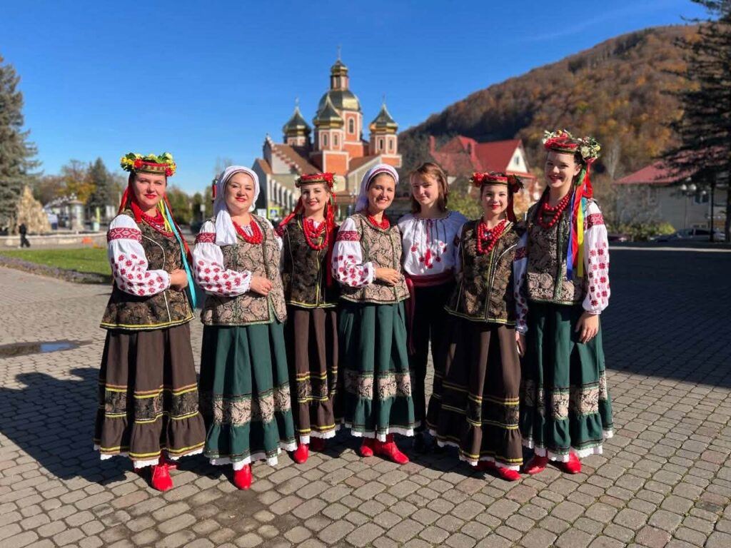 Ансамбль «З роси й води» здобув Гран-прі Всеукраїнського фестивалю «Зірка Карпат»