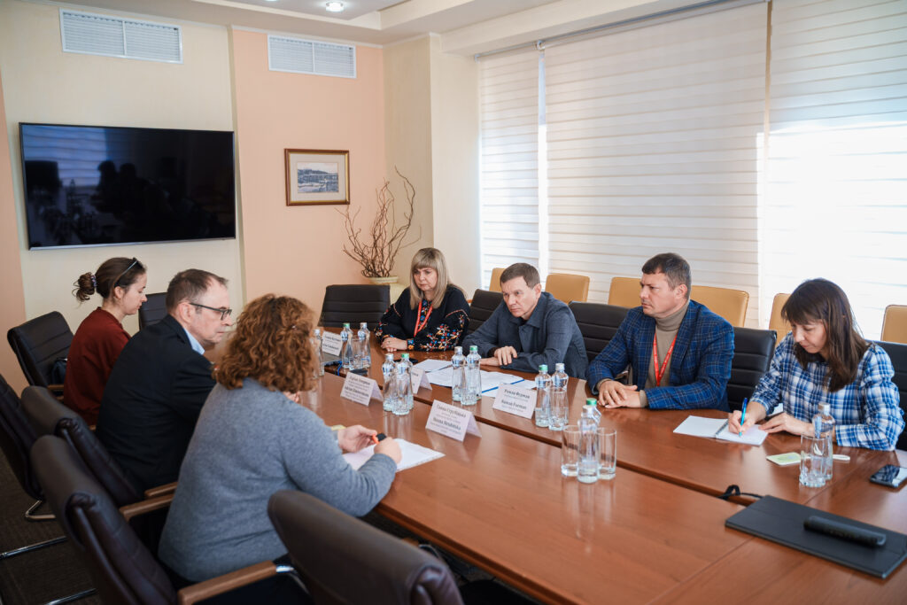 У Вінниці планується відкриття представництва Міжнародного комітету Червоного Хреста. Сергій Моргунов зустрівся з командою організації