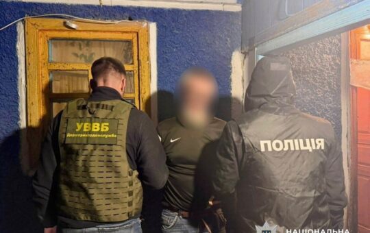 Маршрут через ліс за $8000: на Вінниччині викрили організатора нелегального переправлення до «Придністров'я»